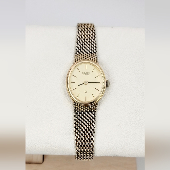 Vintage Citizen Ladies’ Quartz Watch – Oval Gold Tone Dress  4-155645 SP 88-5444 - Picture 2 of 8